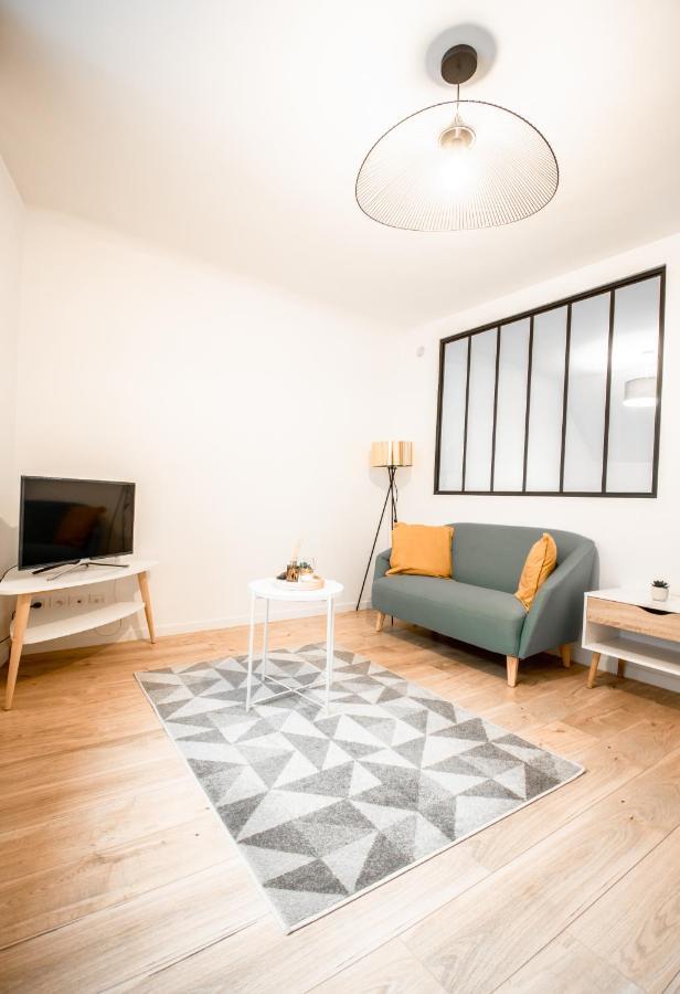 Appartement Charmant F2 hyper centre de Melun Extérieur photo